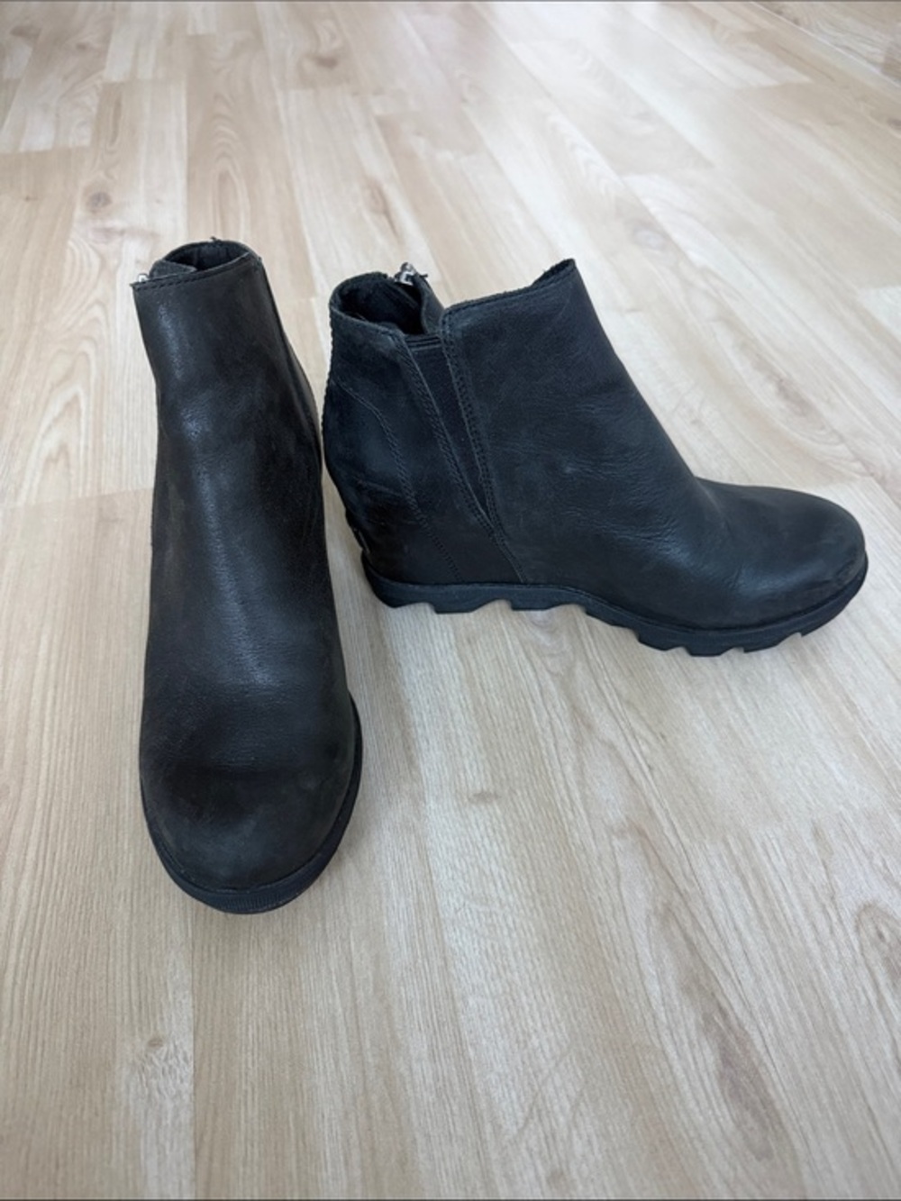 Sorel Black Leather Wedge Ankle Boots